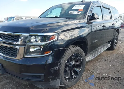 2015 Chevrolet Suburban 1500 Ls z USA, uszkodzony, nr VIN 1GNSKHKCXFR509193